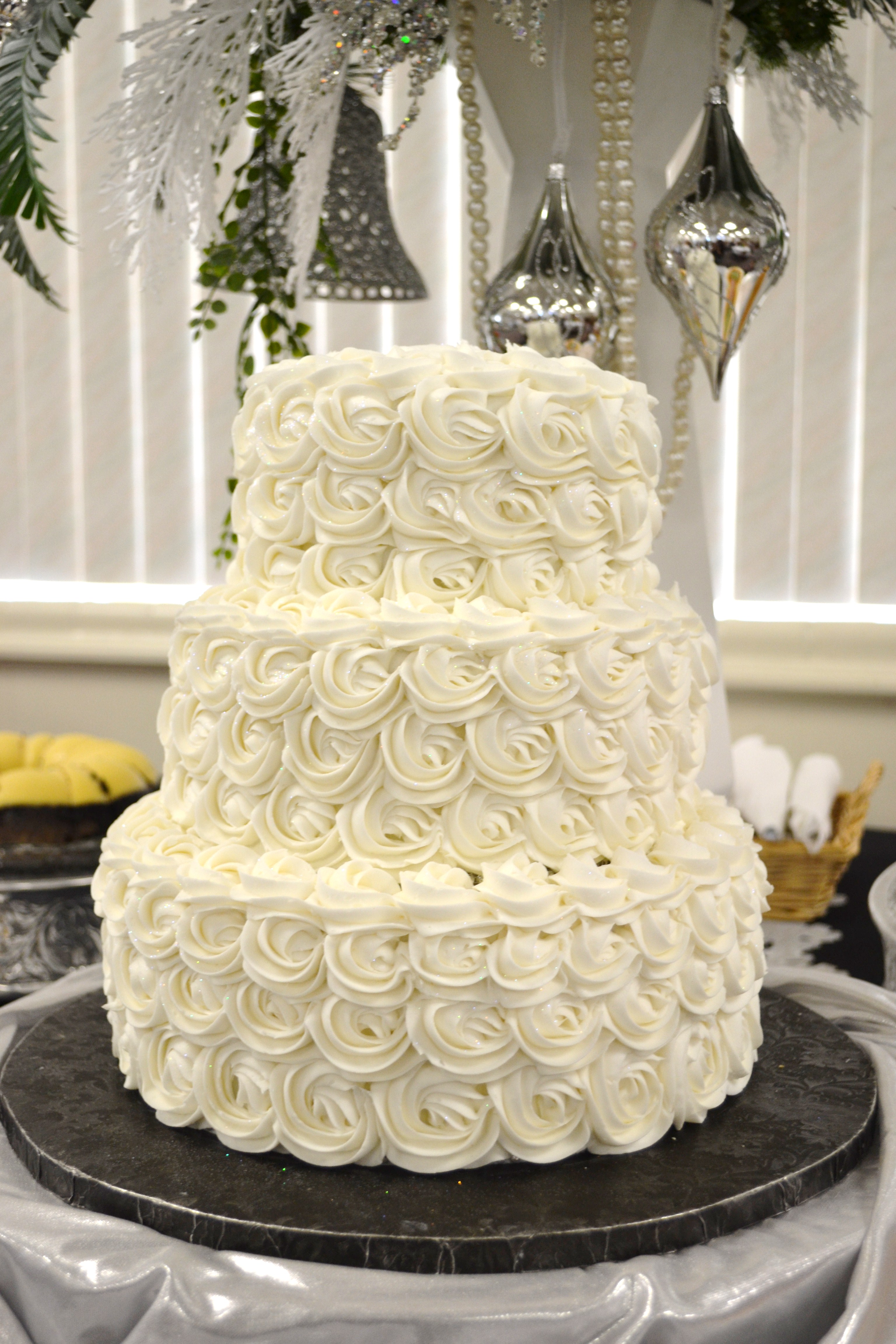 3 Tier Wedding Cake Roses