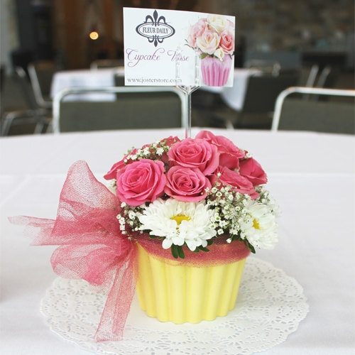 Baby Shower Vase Centerpieces with Flowers Baby Shower Vase Centerpieces with Flowers