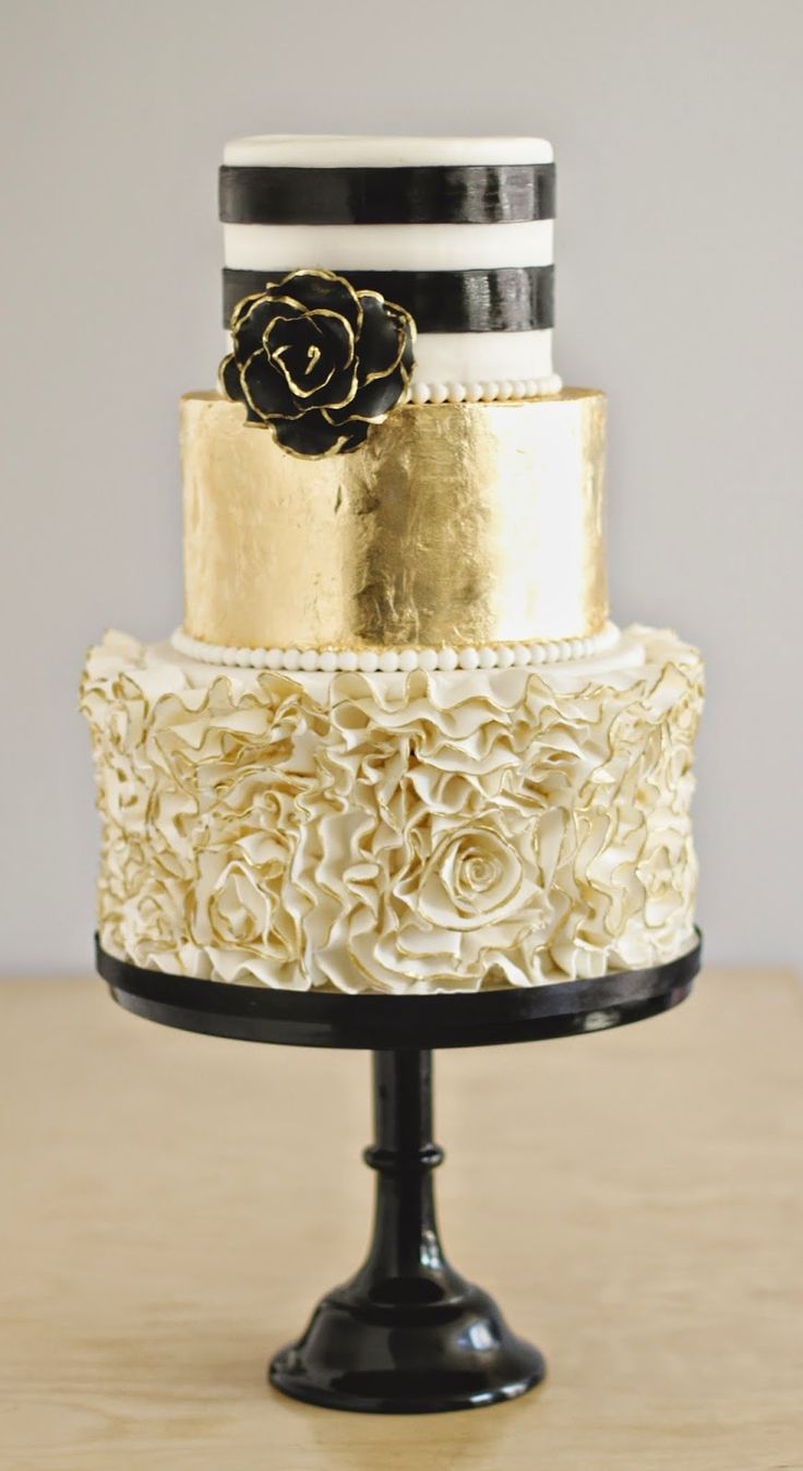Black and White Gold Wedding Cake Black and White Gold Wedding Cake