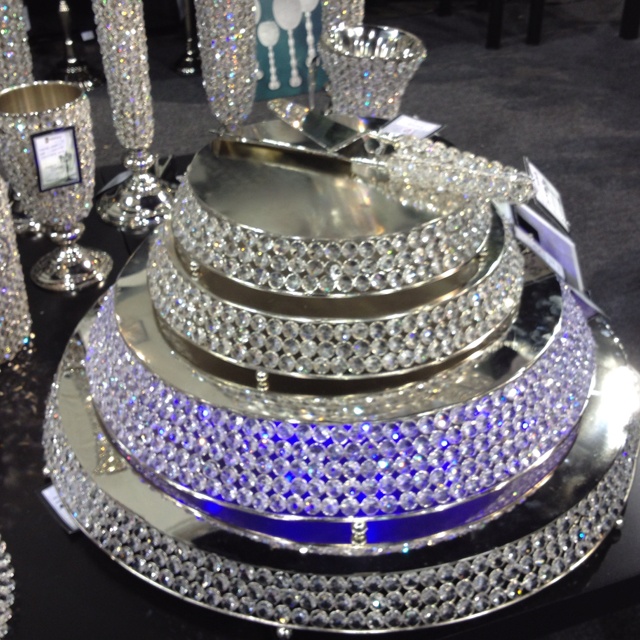 10 Photos of Blinged Up Cakes 10 Photos of Blinged Up Cakes