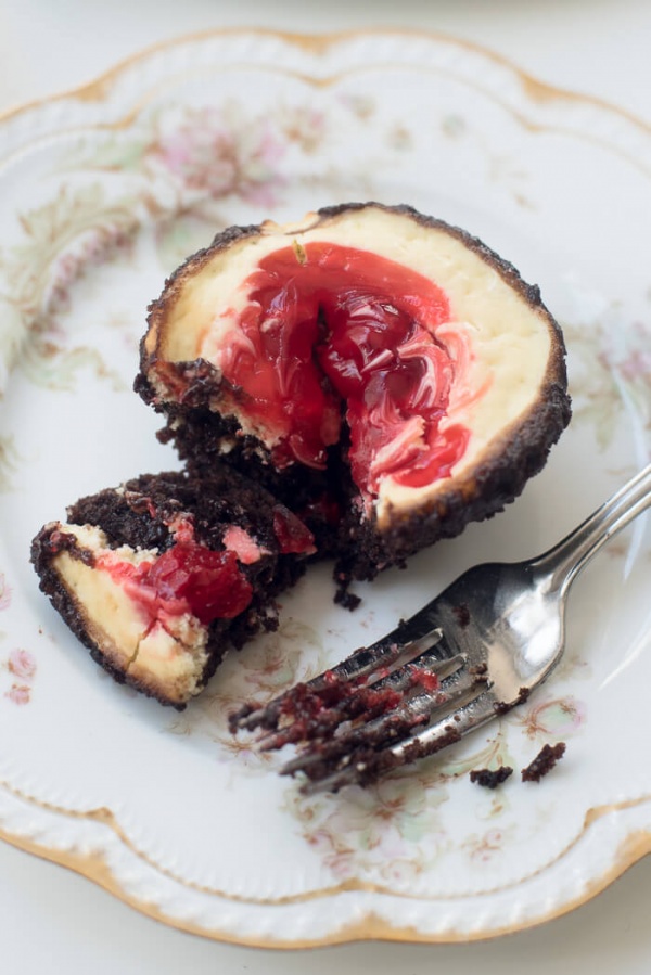 Brownie Cherry Cheesecake Cupcakes