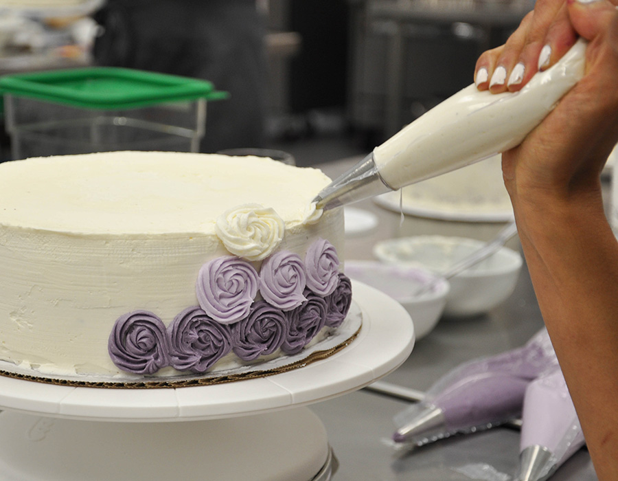 Cake Decorating Class