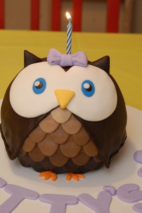 Cute Owl Cake