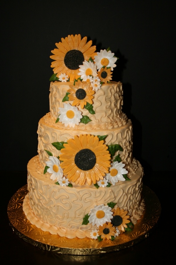 Daisy and Sunflower Wedding Cake