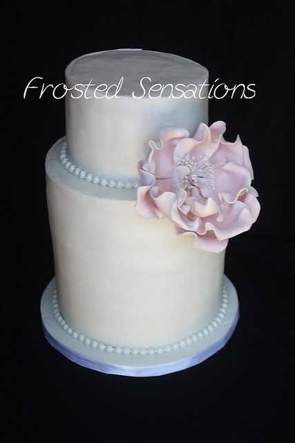 Double Barrel Wedding Cake Double Barrel Wedding Cake