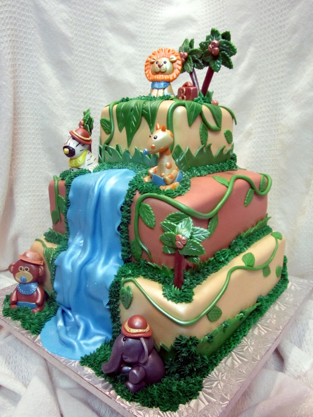 Fondant Jungle Animals Cake