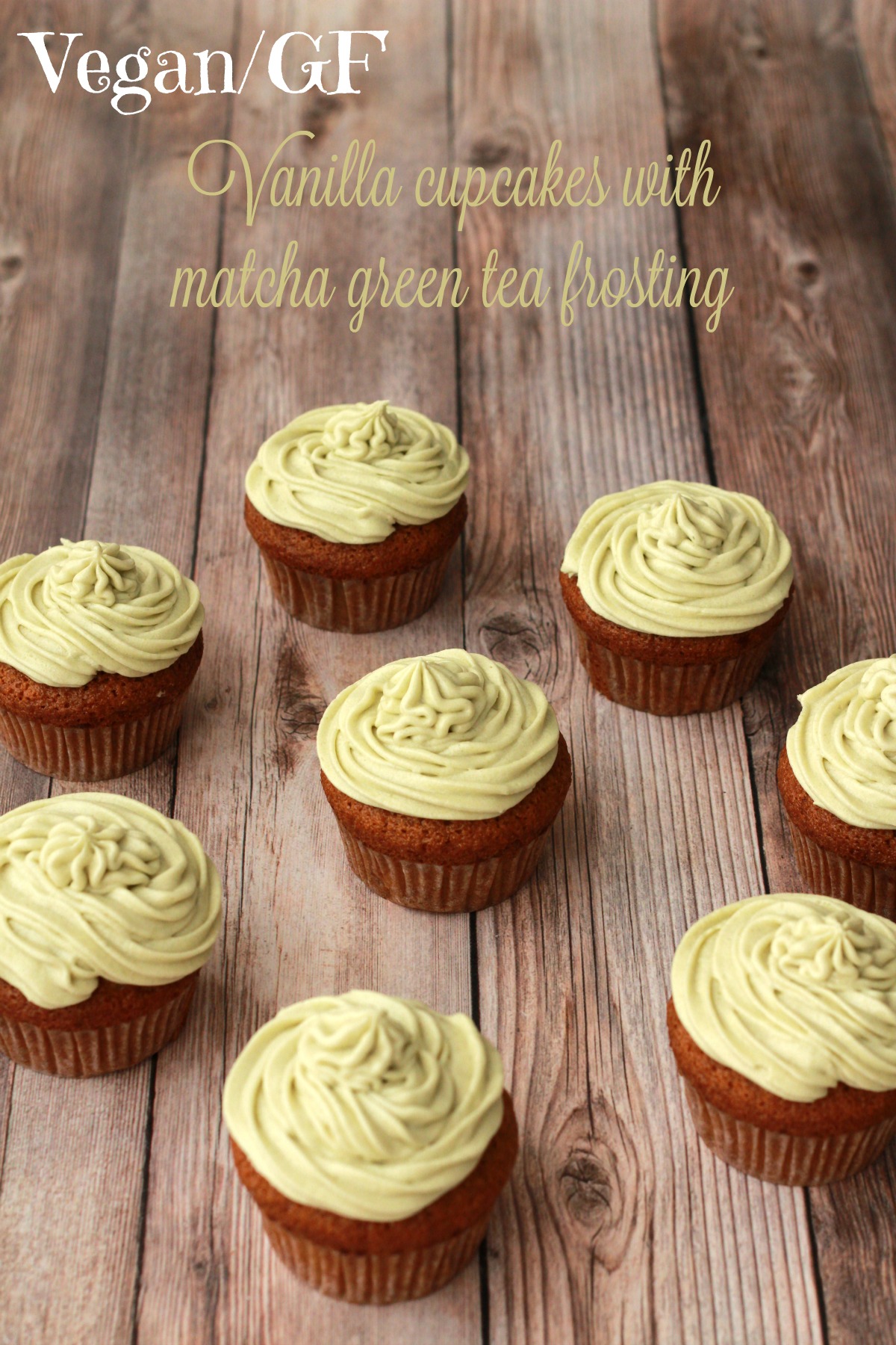 Green Cupcakes with Vanilla Frosting