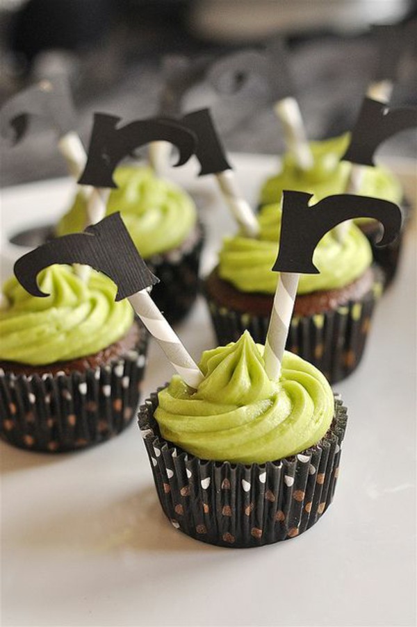 Halloween Witch Cupcakes