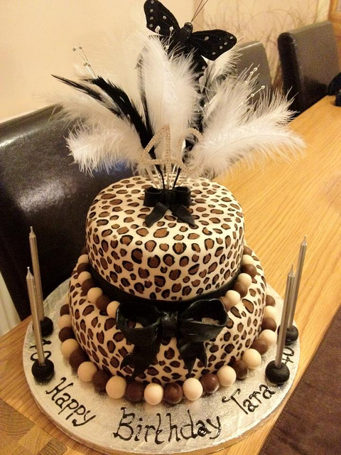 11 Photos of Cheetah Print Tiered Cakes