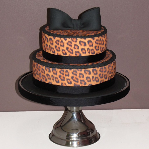Leopard Print 2 Tier ZEBRA Cake Leopard Print 2 Tier ZEBRA Cake