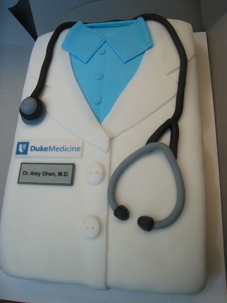 Med School Graduation Cake