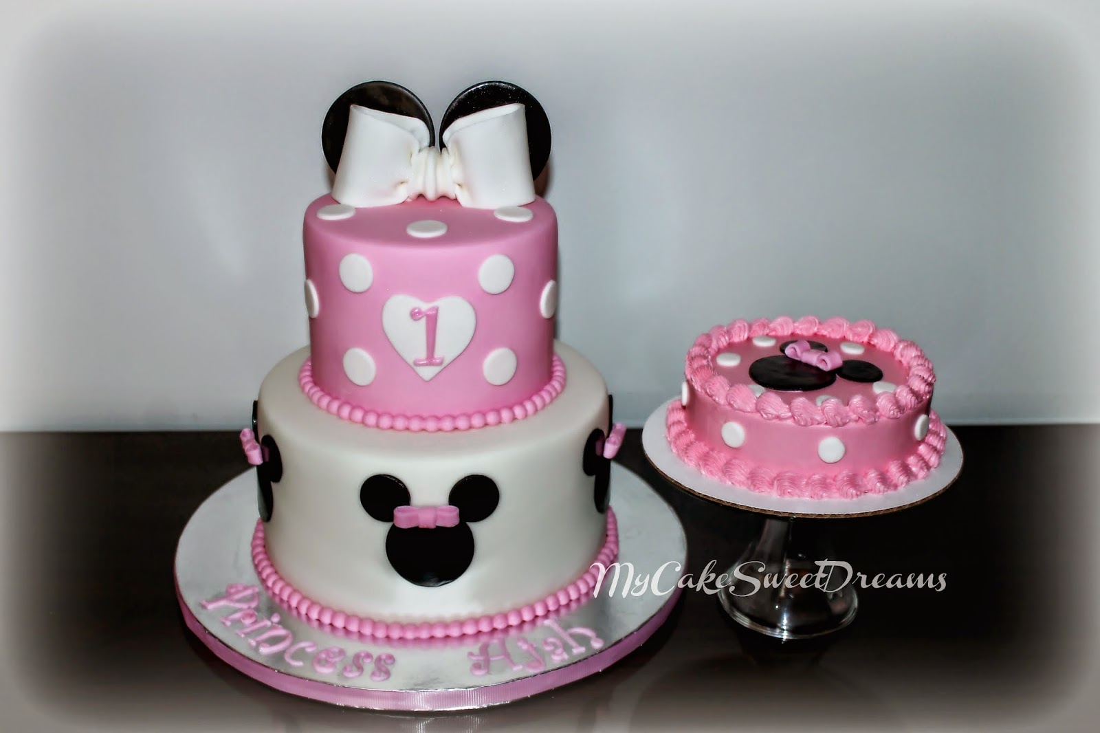 Minnie Mouse 1st Birthday Cake Minnie Mouse 1st Birthday Cake