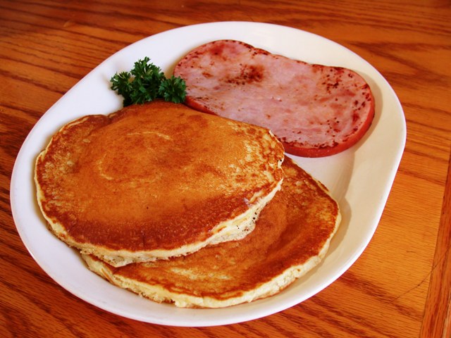 Pancakes-With-Ham-And-Cheese