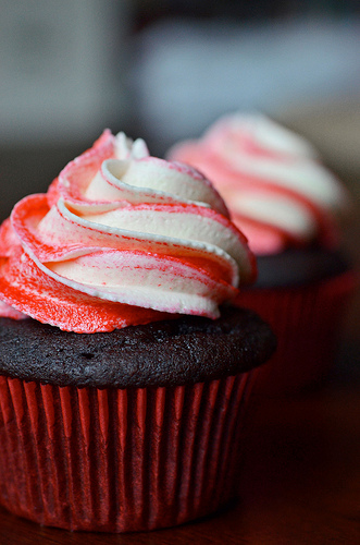 Peppermint Candy Cane Cupcakes with Chocolate Frosting Recipe