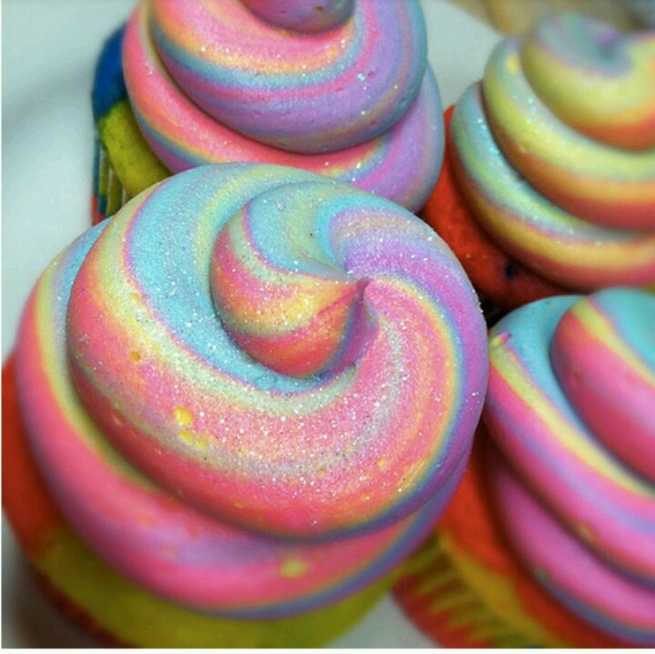 Rainbow Cupcakes Rainbow Cupcakes