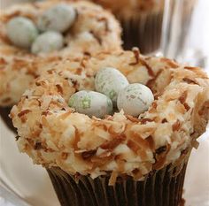 Robin's Egg Cupcakes