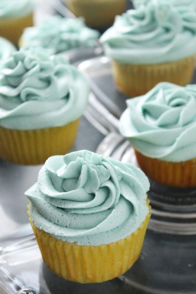Simple Vanilla Cupcakes From Scratch Recipe