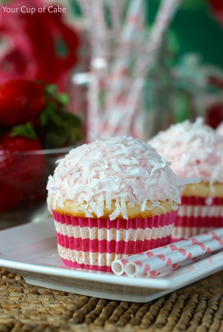 Strawberry Coconut Cupcakes Strawberry Coconut Cupcakes