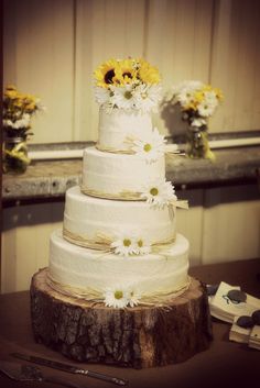 Sunflower Daisy Wedding Cake Sunflower Daisy Wedding Cake