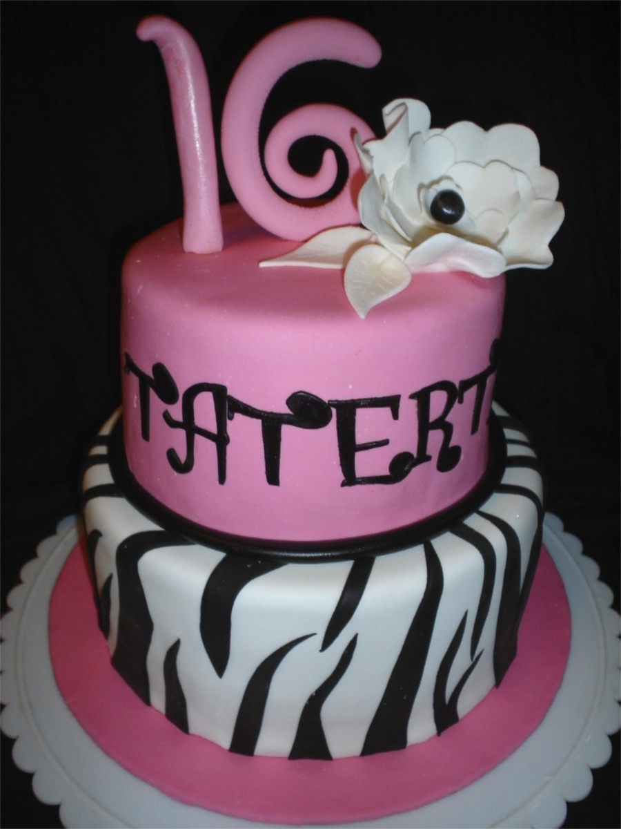 Sweet 16 Cake Pink Black and White