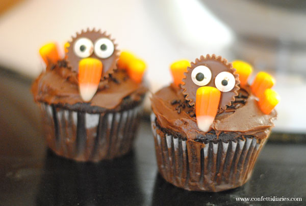 8 Photos of Fun With Out Peanuts Thanksgiving Cupcakes