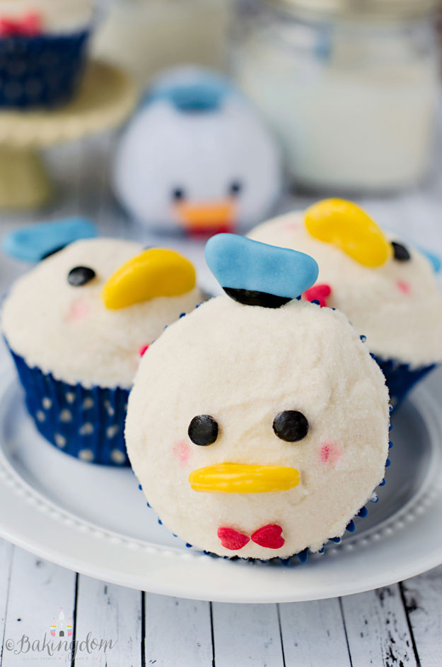 Tsum Tsum Donald Duck Cupcakes