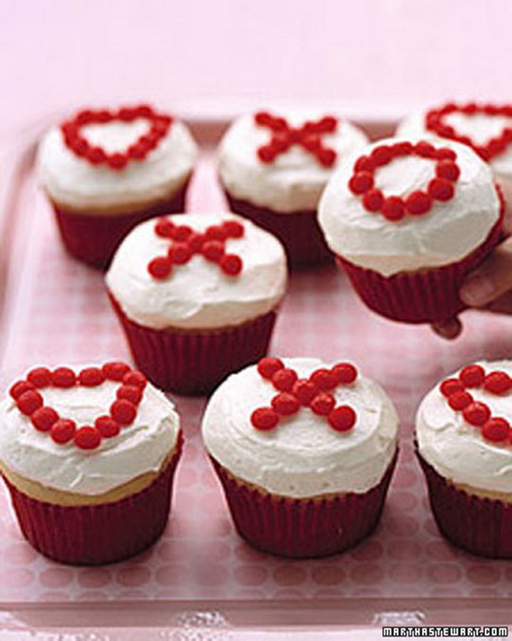 13 Photos of Simple Valentine's Day Cupcakes
