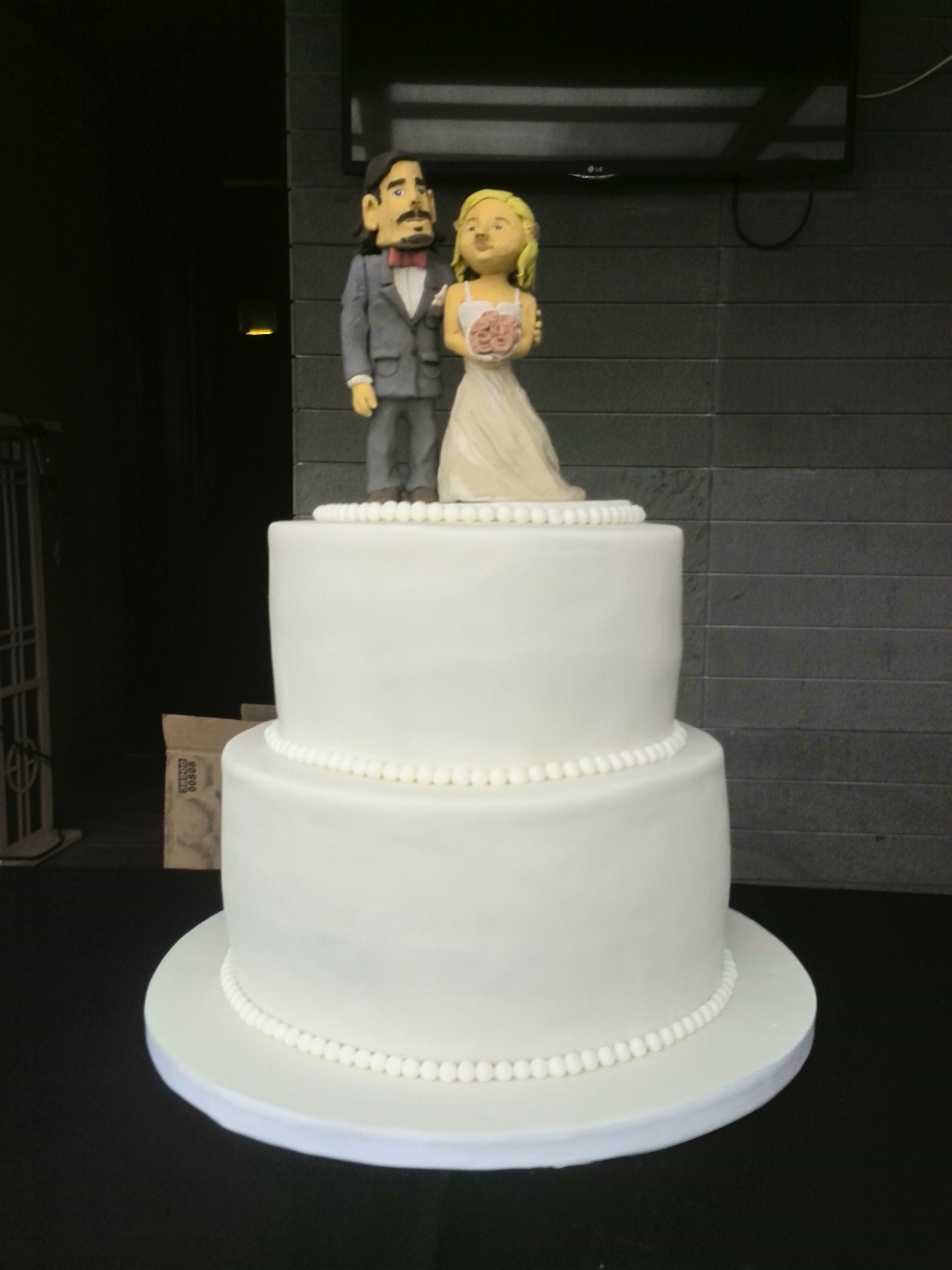 2 Tier Wedding Cake