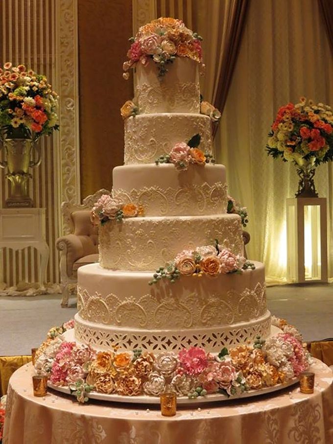 5 Layer Wedding Cake