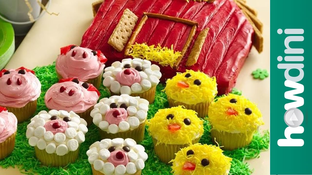 Barn Animal Cake with Cupcakes Barn Animal Cake with Cupcakes