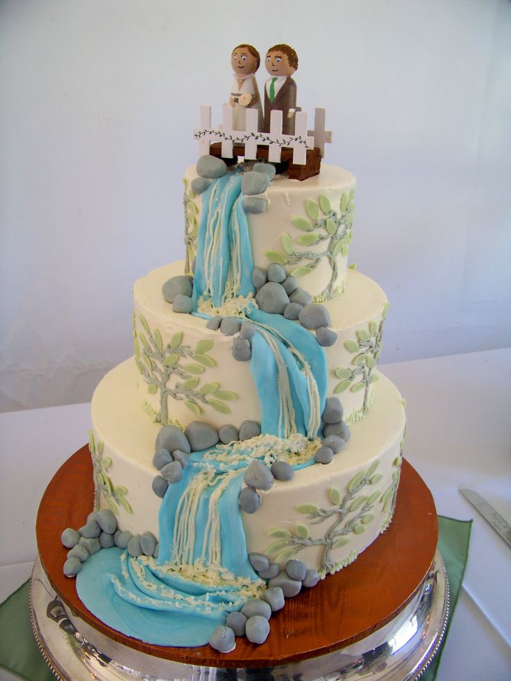 Big Wedding Cakes with Waterfall