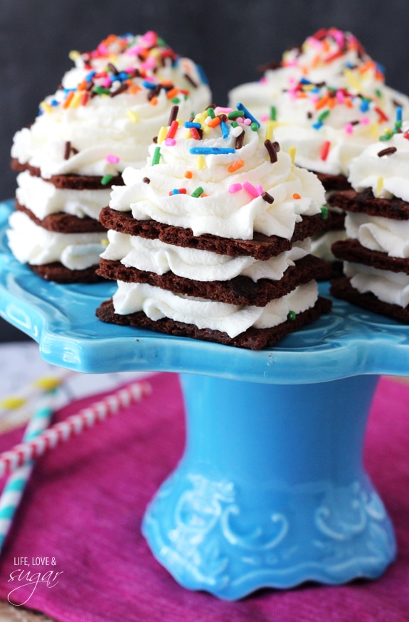 7 Photos of Birthday Brownie Cupcakes