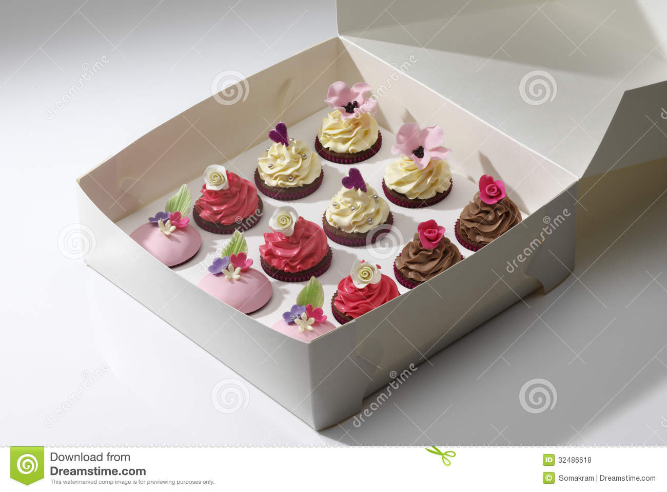 Box Assorted Cupcakes Box Assorted Cupcakes