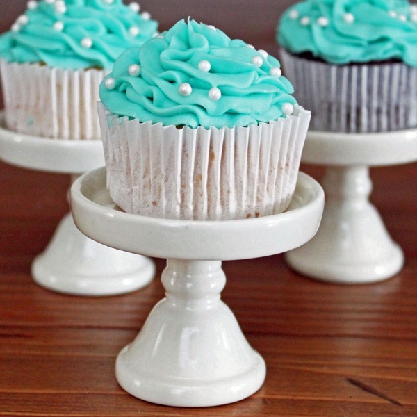 Breakfast at Tiffany's Cupcakes Breakfast at Tiffany's Cupcakes