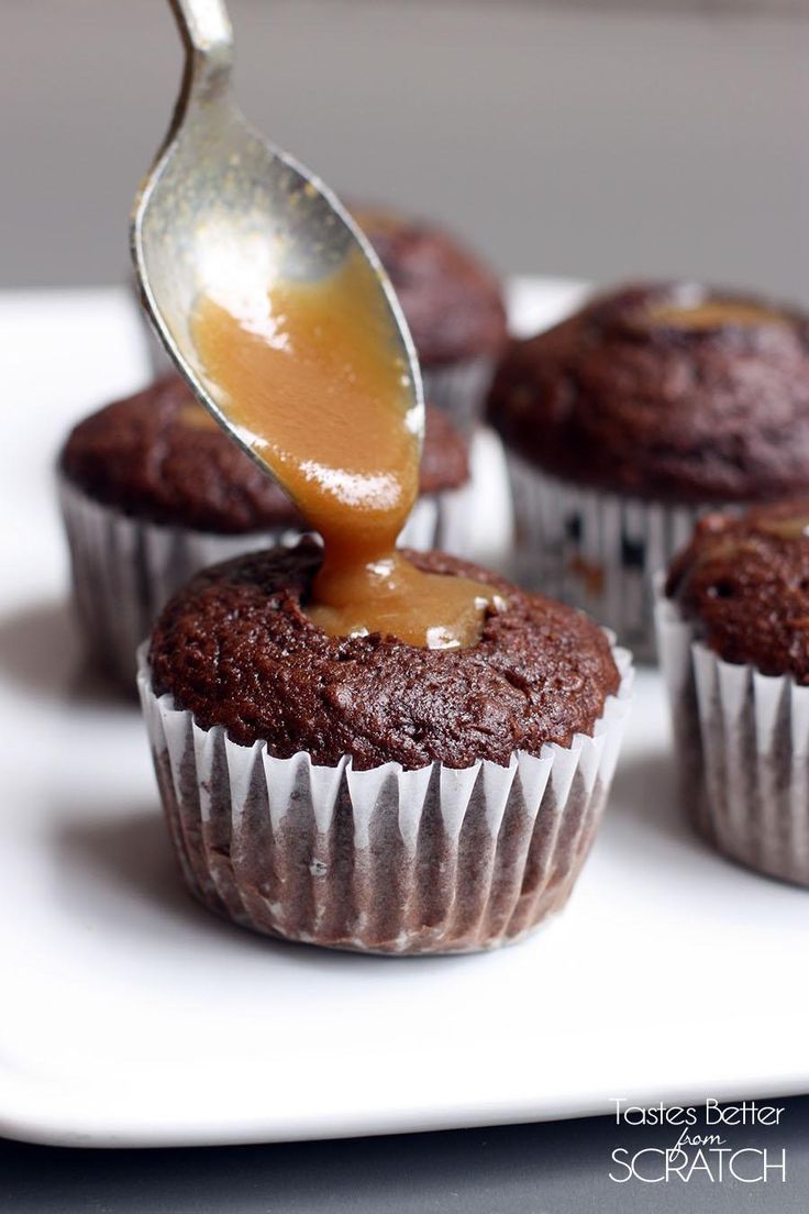 Caramel Filled Chocolate Cupcakes