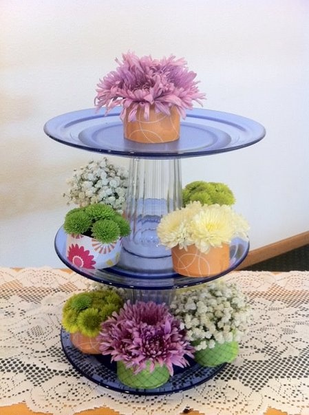 Cupcakes with Fresh Flowers