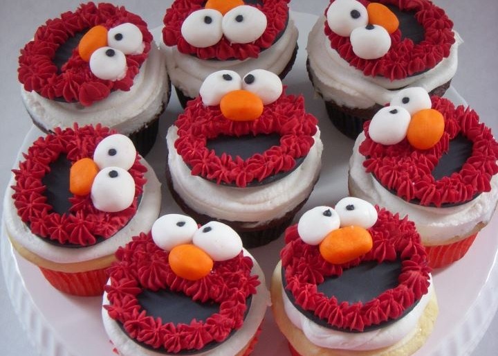 Elmo Cupcakes