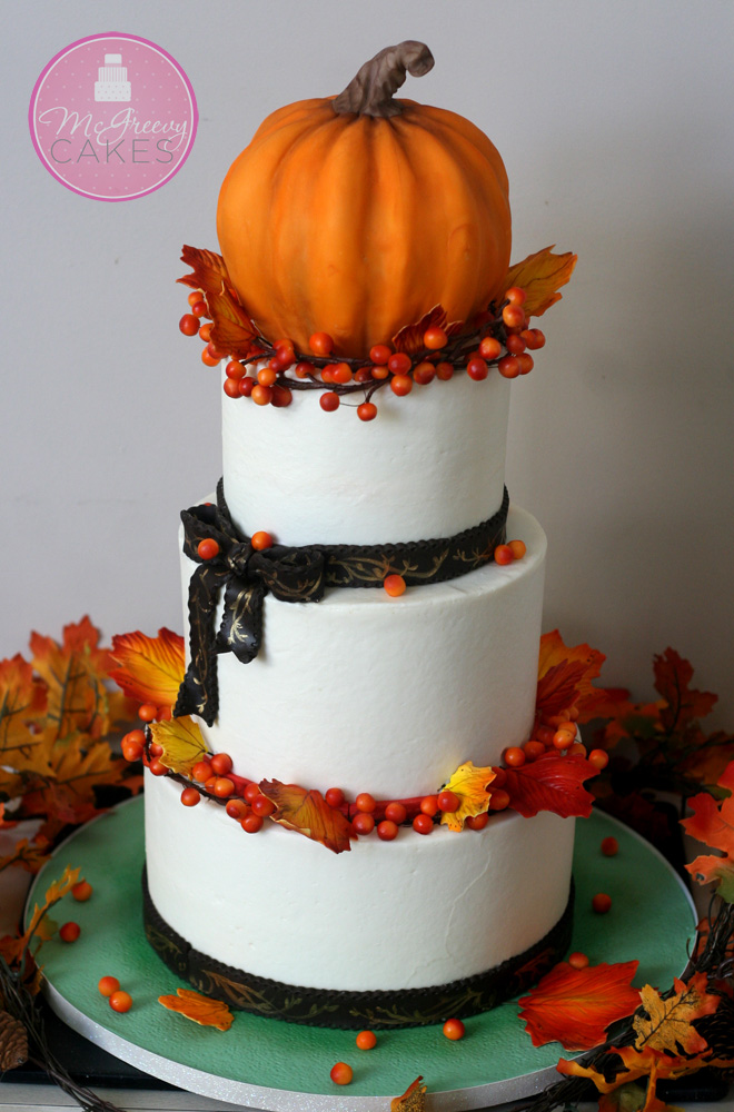 Fall Pumpkin Wedding Cake