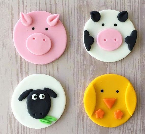 Farm Animal Cupcakes with Fondant