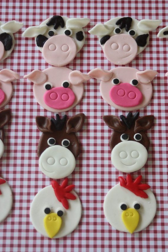 Farm Animal Fondant Cupcakes