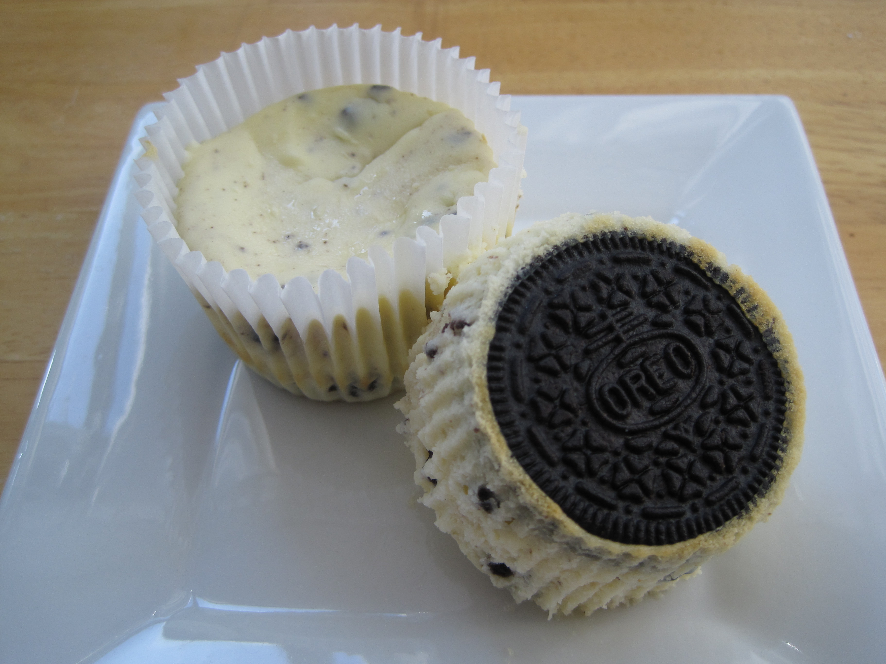 9 Photos of Hersheys' Cookies And Cream Cupcakes
