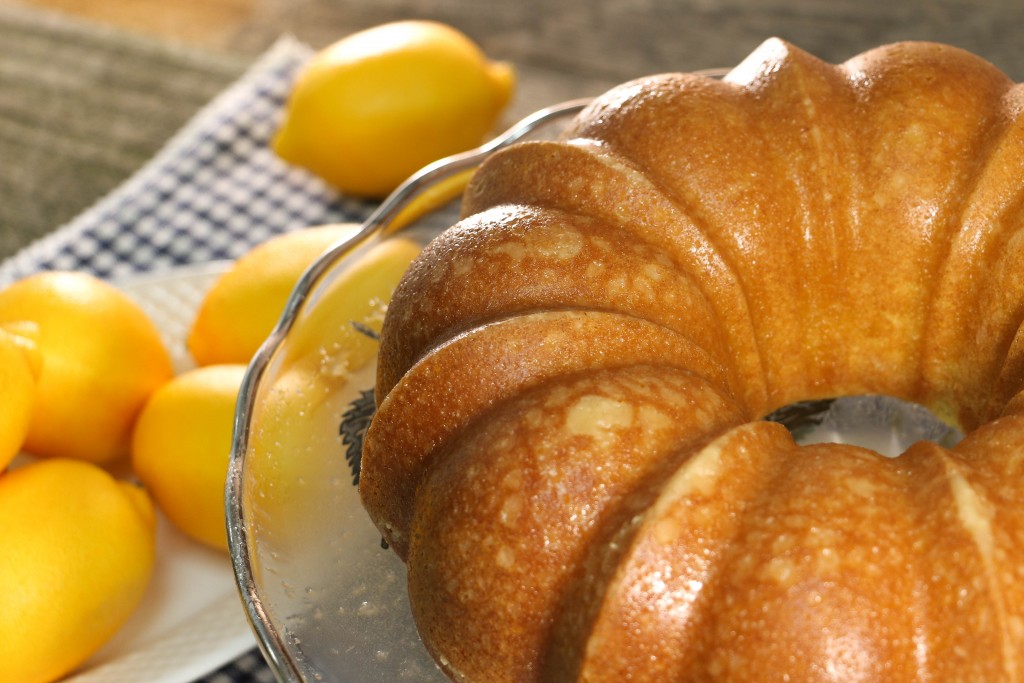 Lemon Bundt Cake