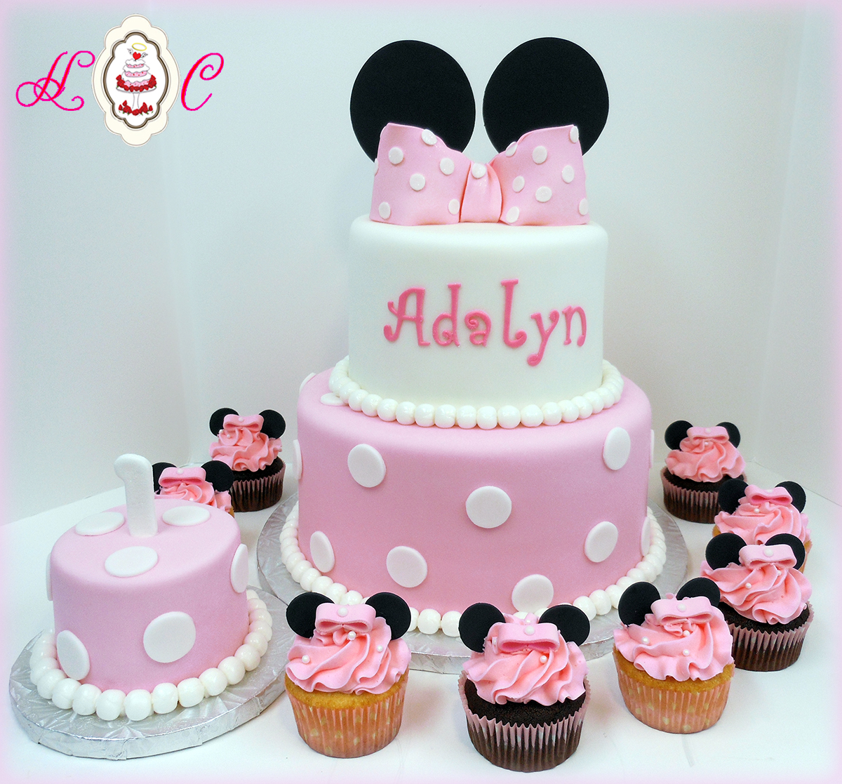 7 Photos of Minnie Mouse First Birthday Cake With Cupcakes