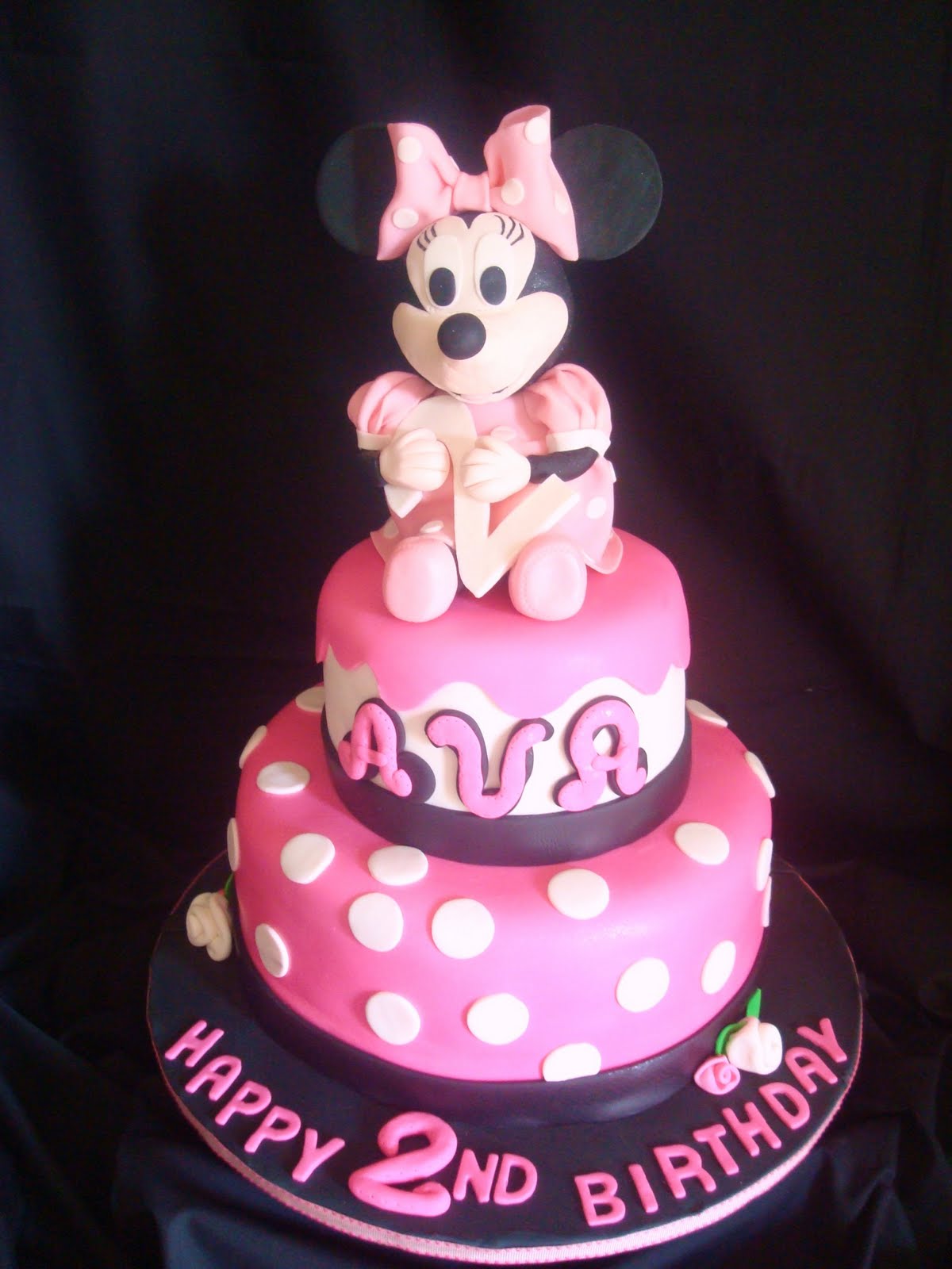 Minnie Mouse Cake