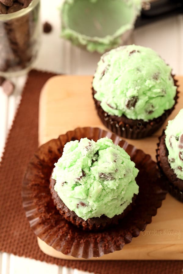 Mint Chocolate Chip Cupcakes Mint Chocolate Chip Cupcakes