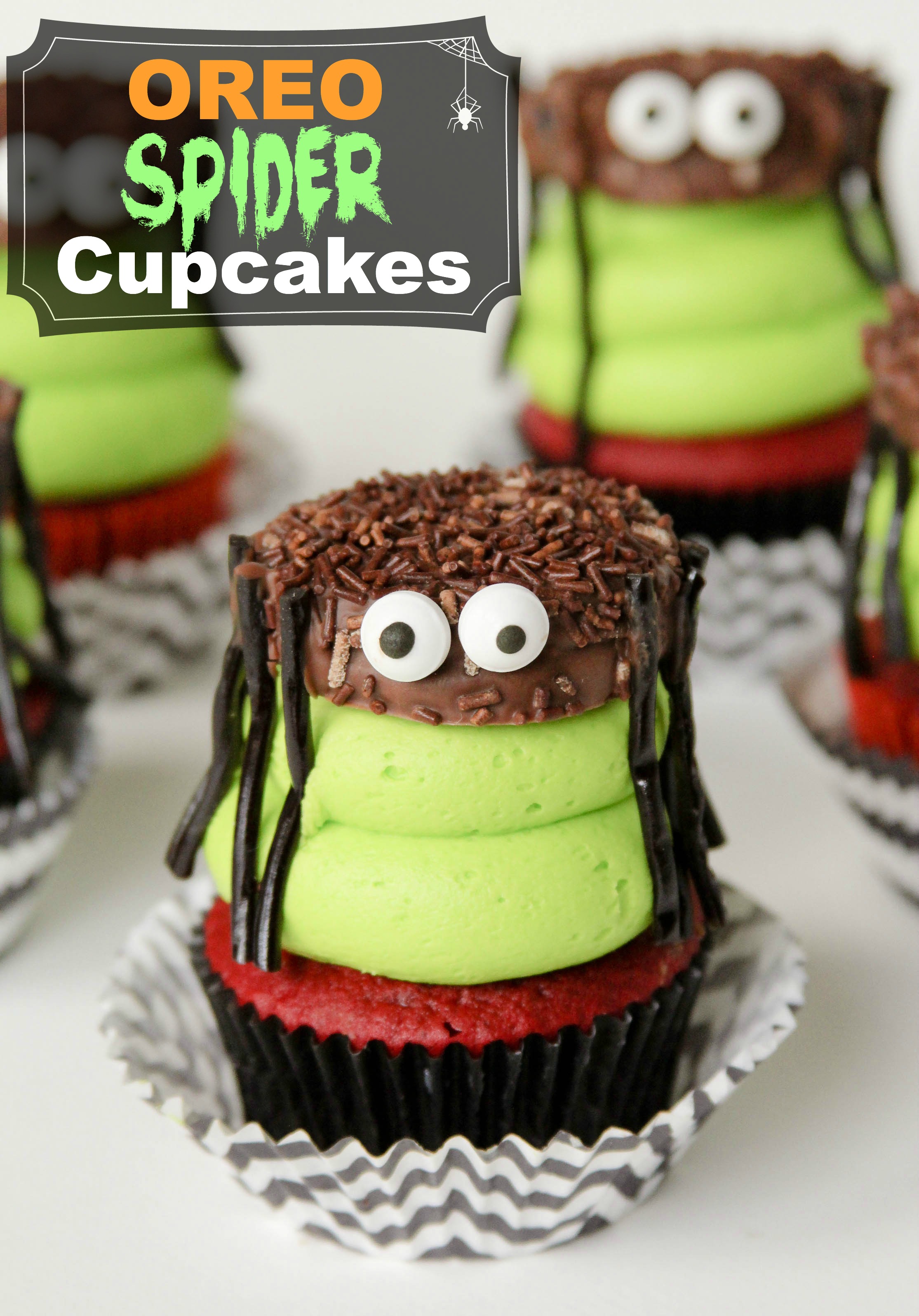 11 Photos of Halloween Cupcakes With Oreos As Spiders