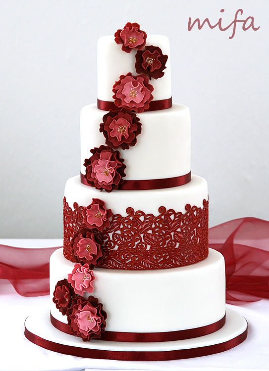 Red and White Wedding Cakes for Weddings