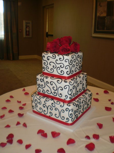 Red White and Black Wedding Cake Designs Pictures