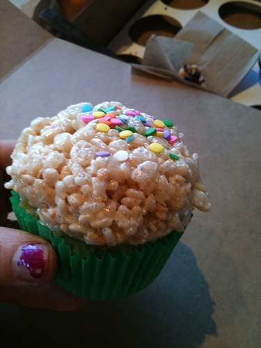 Rice Crispy Treat Cupcakes