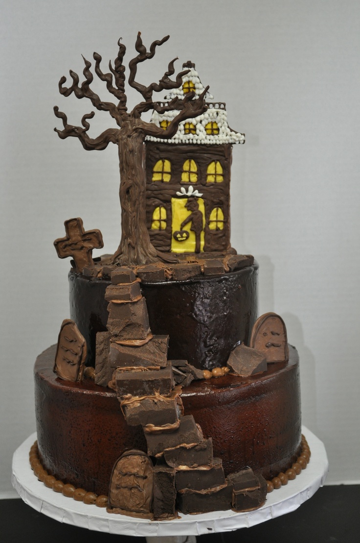 Scary Halloween Cake